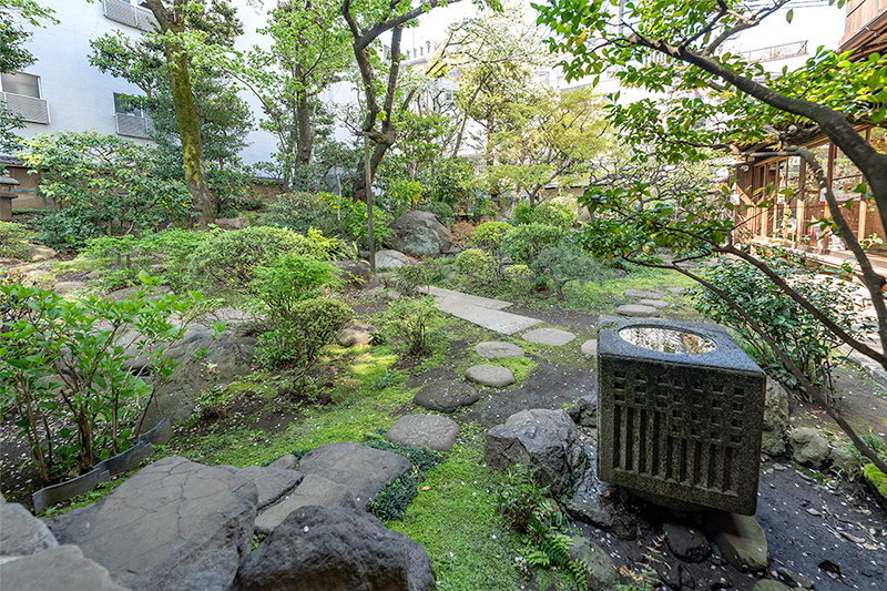銀閣寺型手水鉢