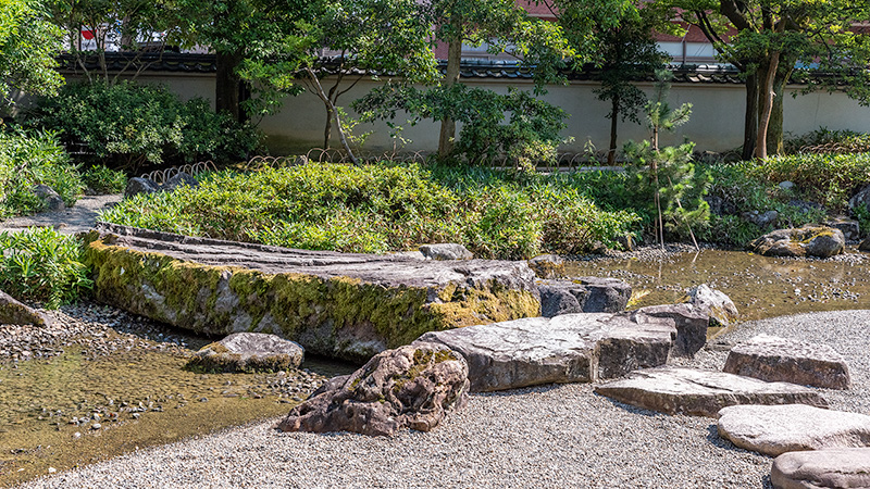 巨石の石橋