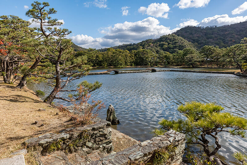 池泉回遊式庭園