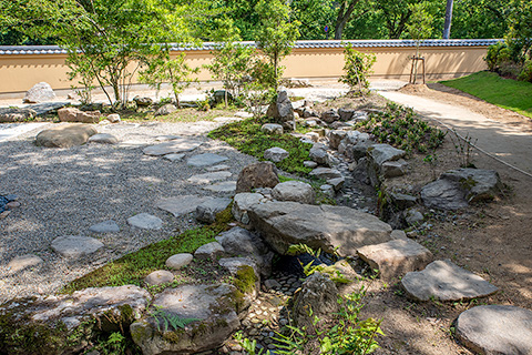 瑜伽山園地「旧山口氏南都別邸庭園」